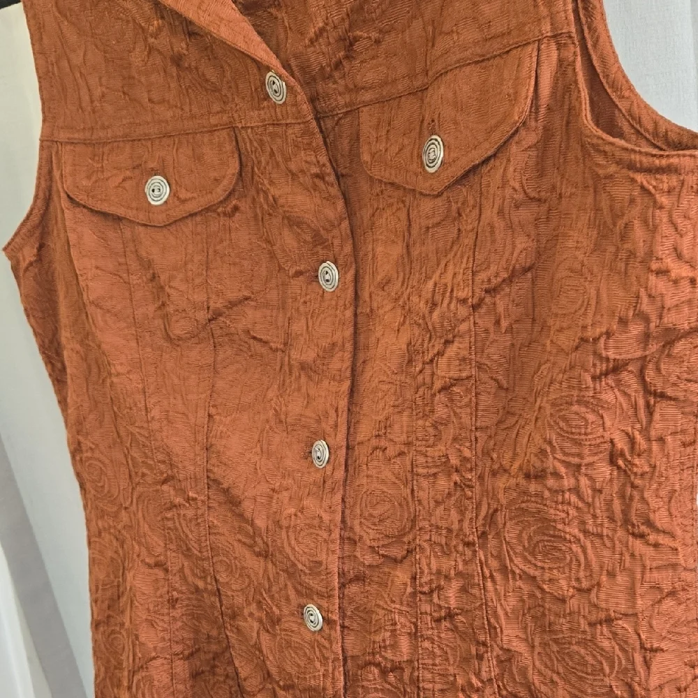 Chico’s Rust Textured Sleeveless Top / Vest – Women’s Size 0